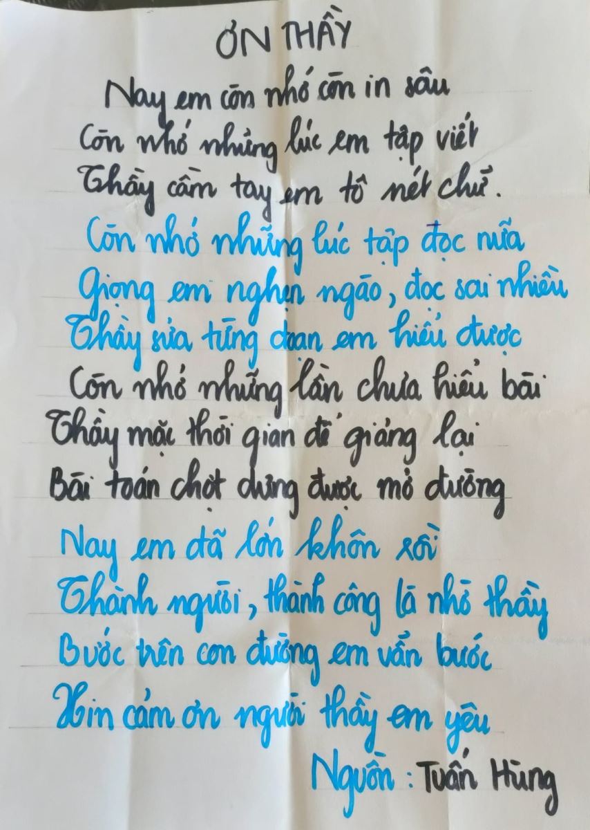 Bài thơ Tuấn Hùng sáng tác tặng thầy cô ngày Nhà giáo Việt Nam